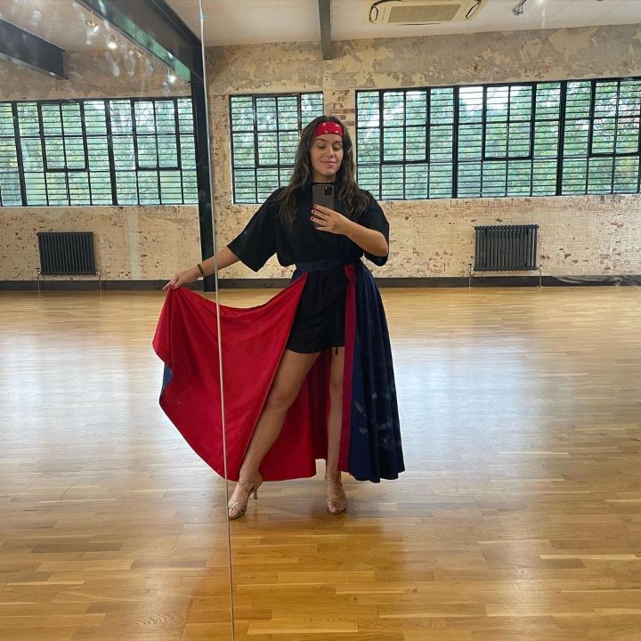 Ellie Leach feels more confident and healthy after the weight loss. blurred-reality.com