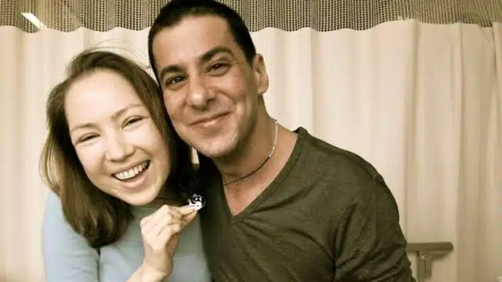 Jake Adelstein’s Wife Name: Meet Sunao! blurred-reality.com