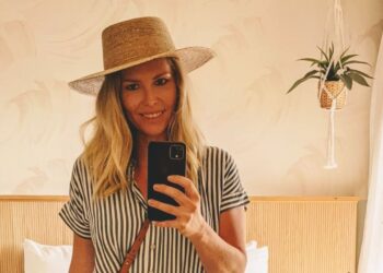 April Brown | Motel Makeover Cast, June Motel, Sauble Beach, Boyfriend, Age, Birthday, Net Worth