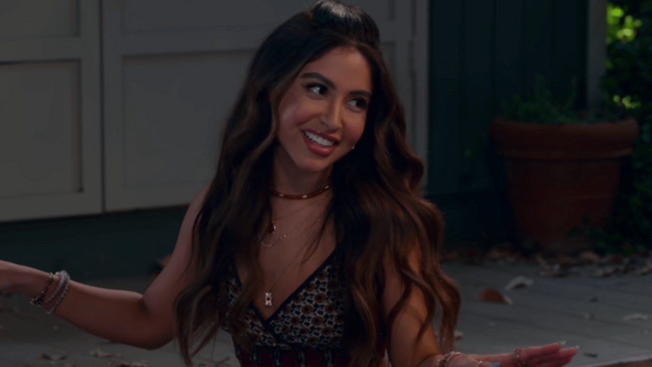 Solana from Pretty Smart: Why Does Cinthya Carmona's Character Solana Change Her Name on Pretty Smart?