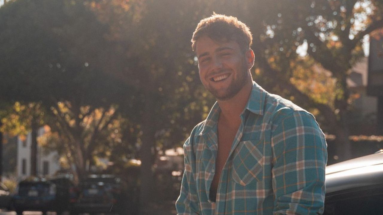 Harry Jowsey From Floor Is Lava: Meet the Former Too Hot to Handle Cast on Instagram!