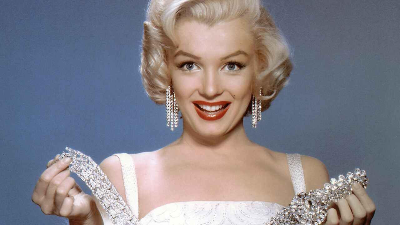 Was Marilyn Monroe Crazy? Reddit Wonders About Her Borderline Personality Disorder and Schizophrenia!