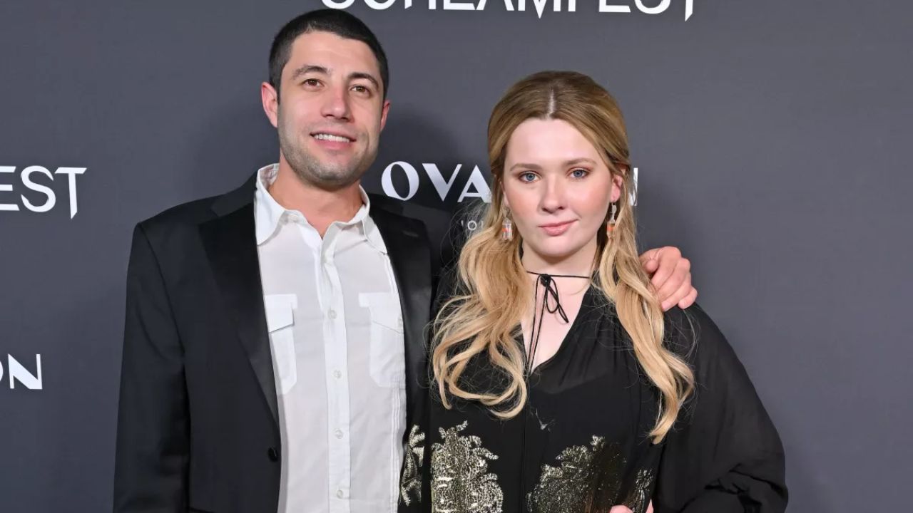 Abigail Breslin with her husband, Ira Kunyansky.