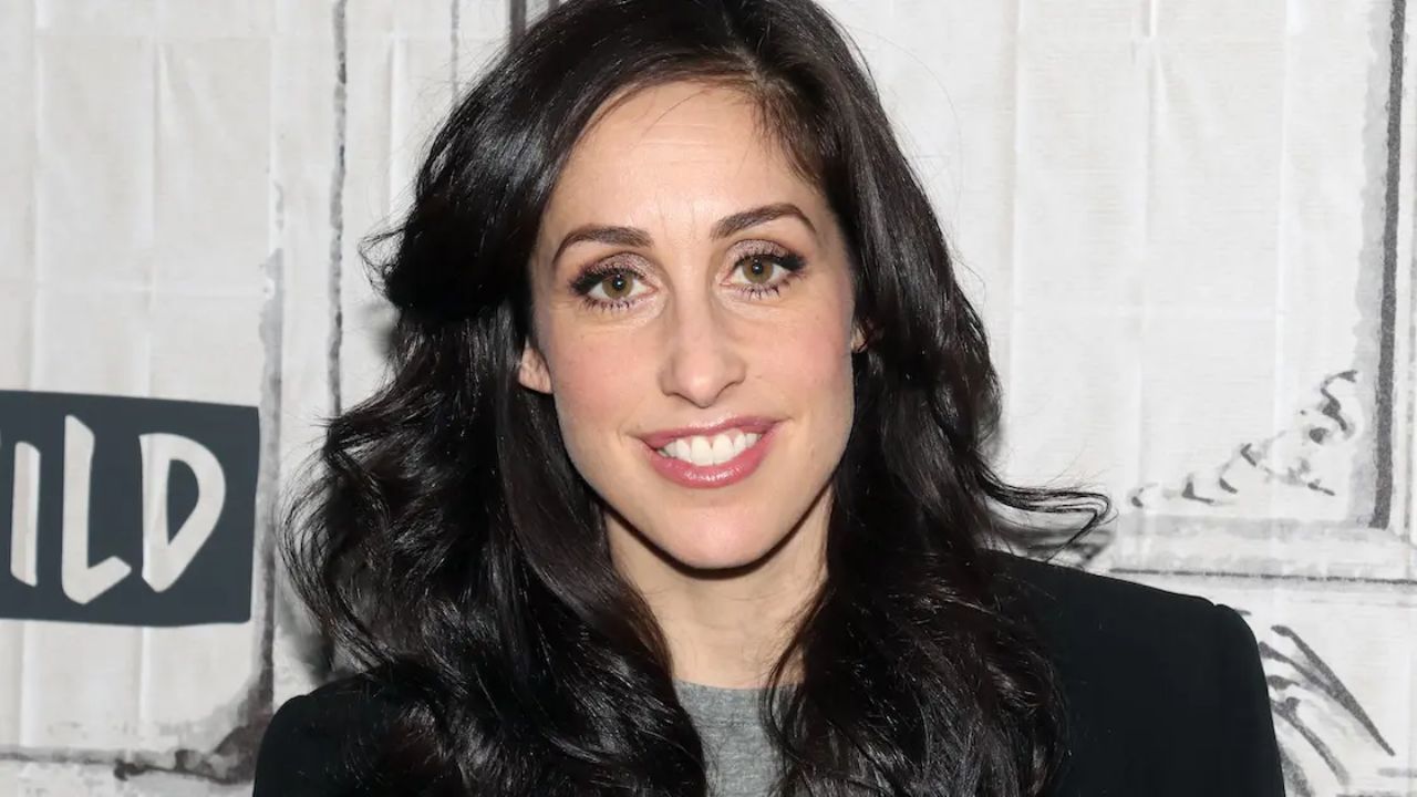 Catherine Reitman has always been trolled because of her mouth (lips).