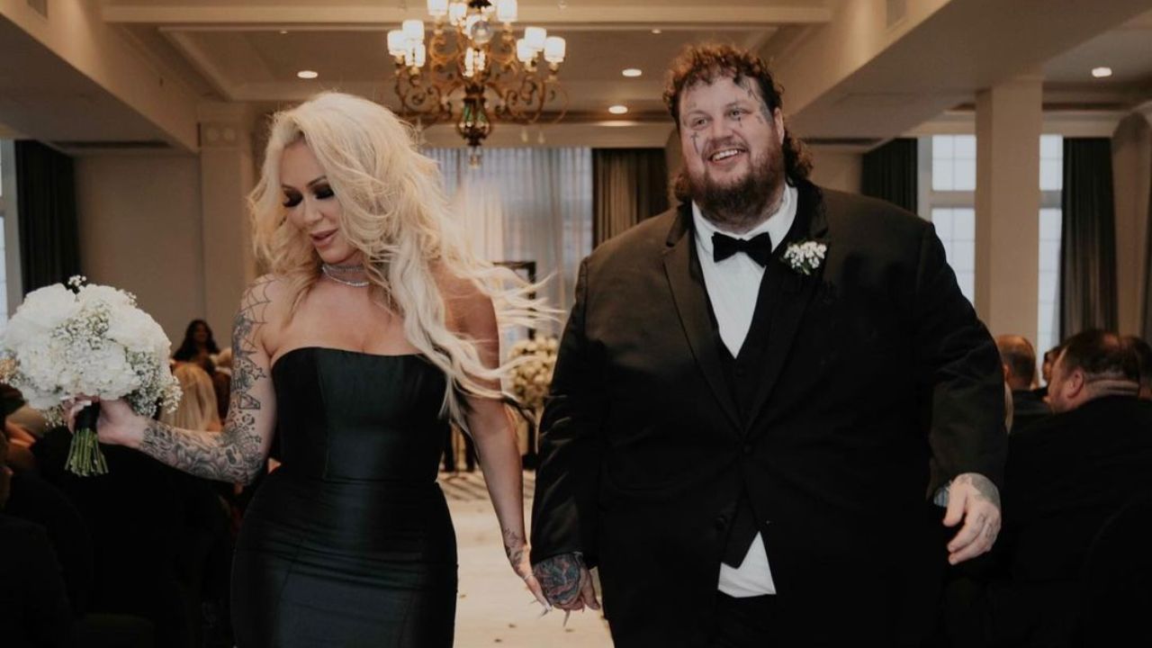 Jelly Roll and Bunnie XO got married on August 31, 2016.