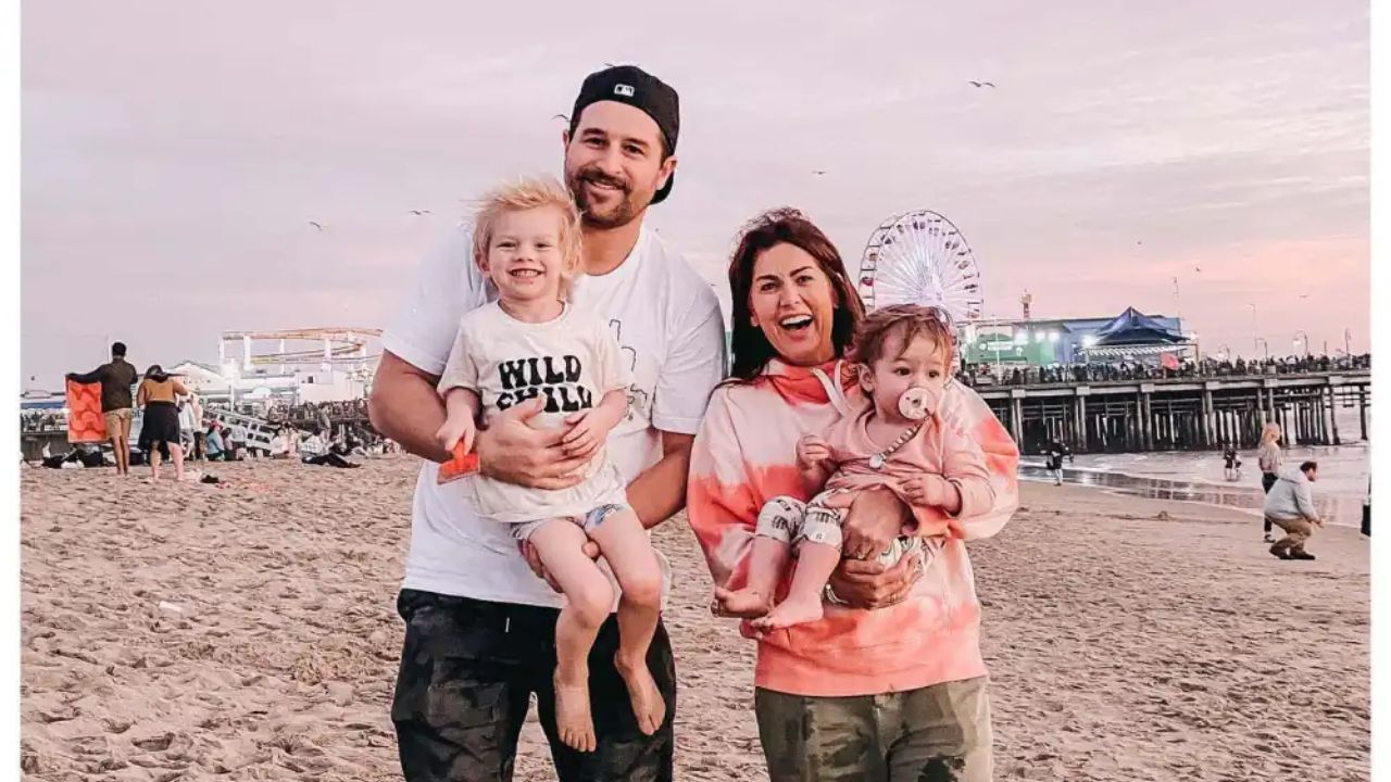 Jillian Harris Family 