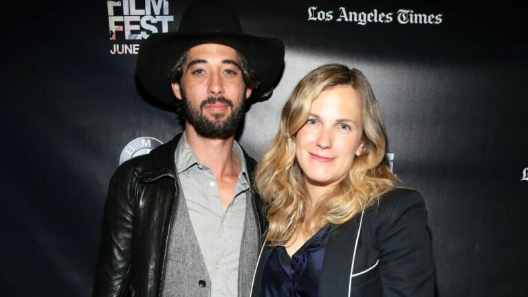 Ryan Bingham’s Girlfriend: Who Is He Dating After Divorcing His Ex-wife?