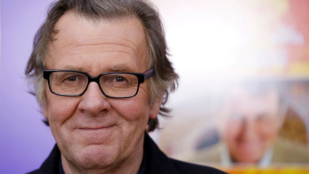 Tom Wilkinson doesn't have any illness in 2023. blurred-reality.com