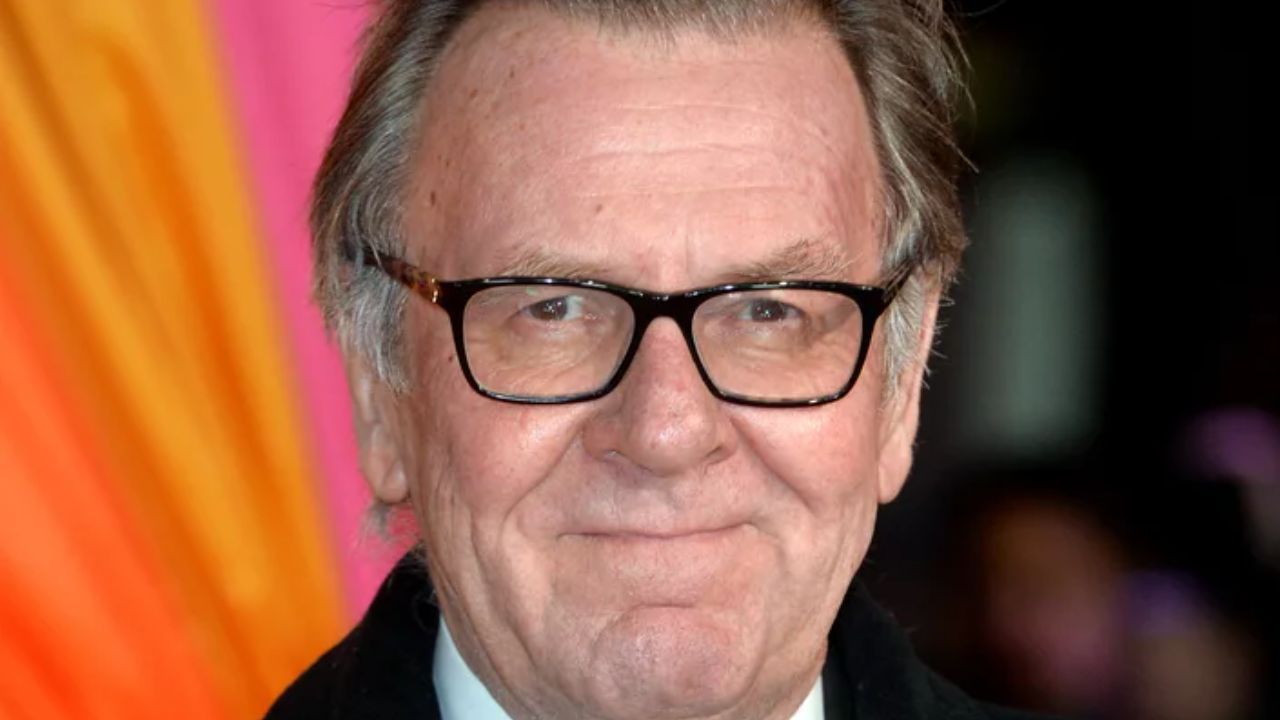 Tom Wilkinson’s Illness: Is Throat Cancer the Reason Behind His Voice Change? blurred-reality.com