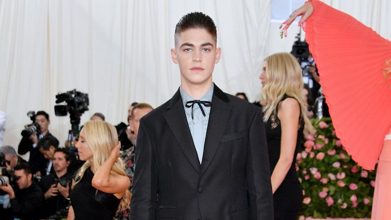 Hero Fiennes Tiffin’s Girlfriend (GF)/Wife in 2023 Dating Josephine