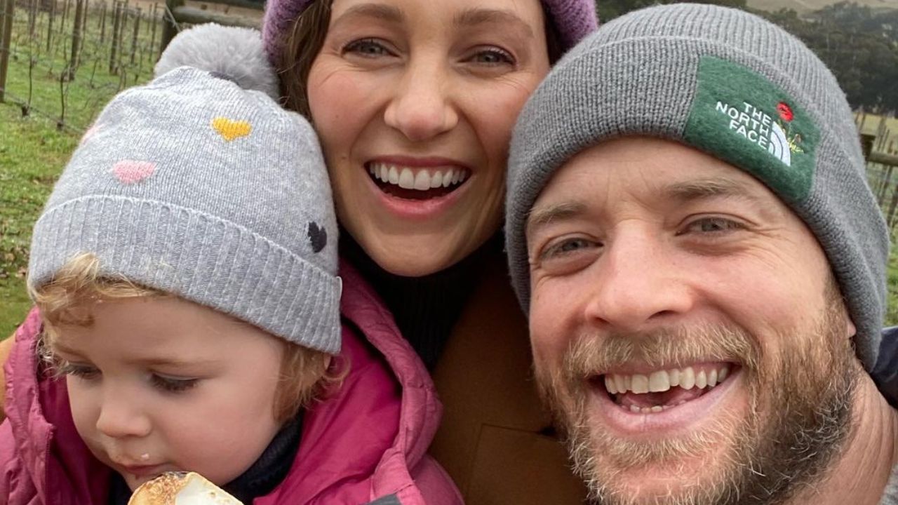 Hamish Blake is a father of two children. blurred-reality.com