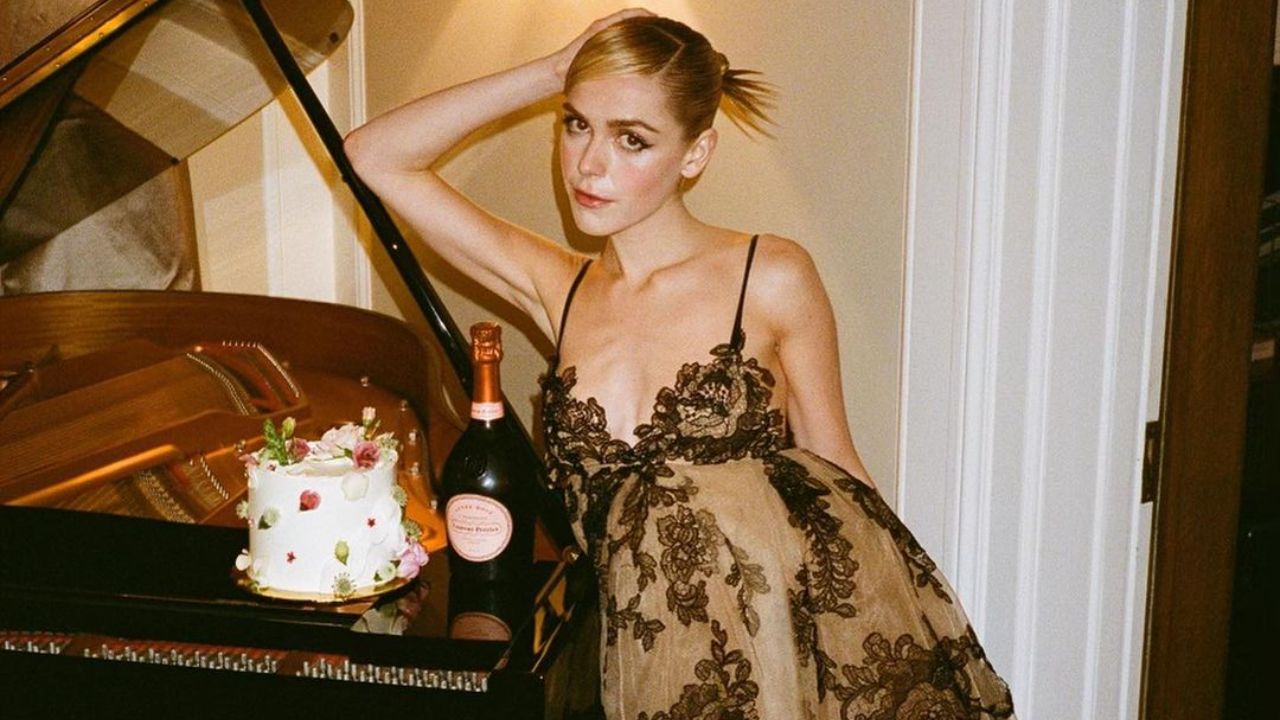 Kiernan Shipka posing for a birthday photoshoot. blurred-reality.com