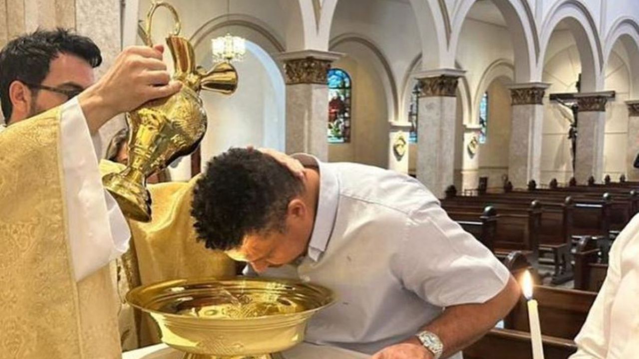 Ronaldo Nazario got baptized at the age of 46. blurred-reality.com