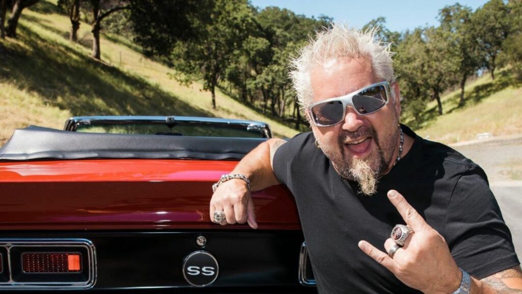 Is Guy Fieri a Trump Supporter? blurred-reality.com