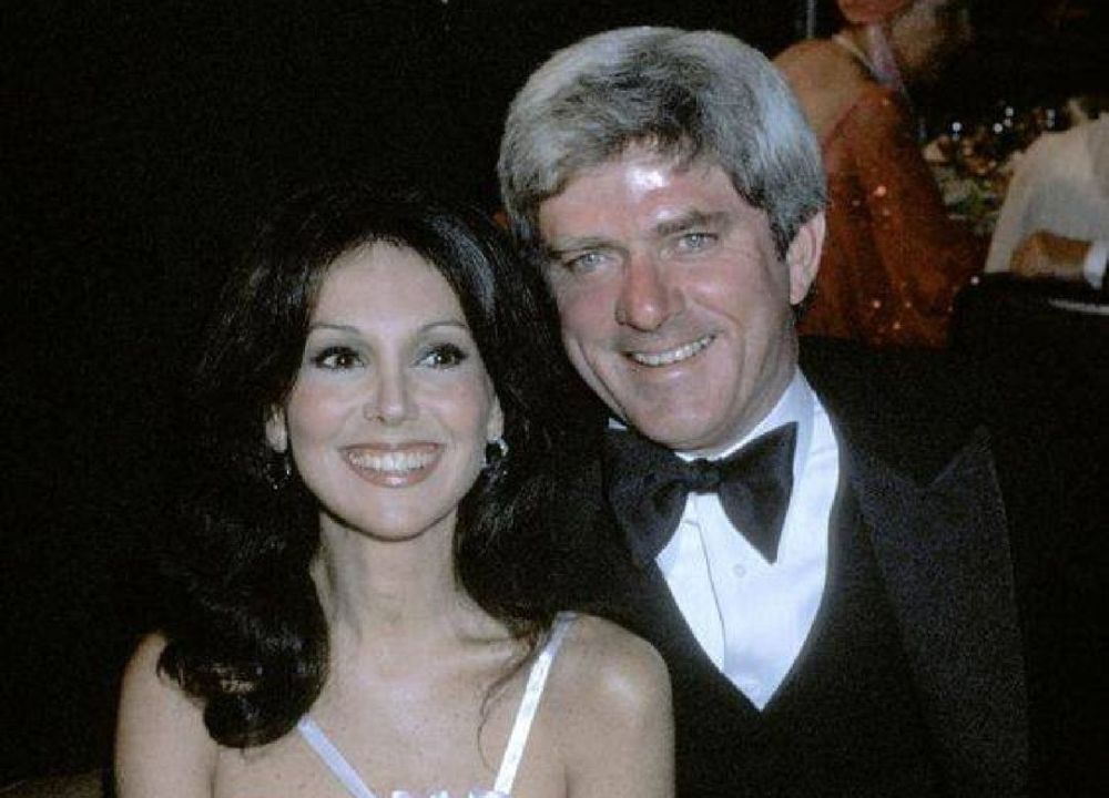 Marlo Thomas and her husband, Phil Donahue. blurred-reality.com