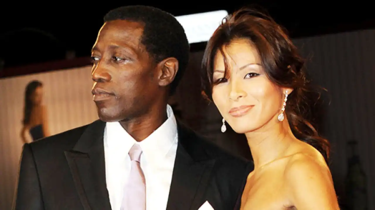 Wesley Snipes is currently married to Nakyung Park. blurred-reality.com