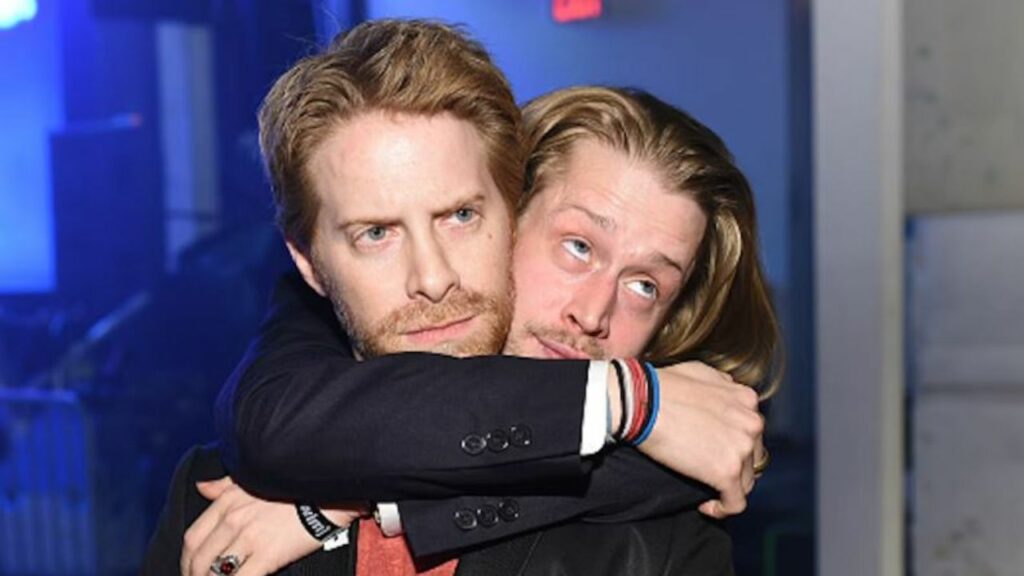 How Is Seth Green Related to Macaulay Culkin? Or Are They Friends Only? blurred-reality.com
