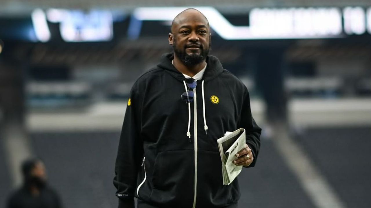 Mike Tomlin plans to stay with the Steelers in 2024. blurred-reality.com