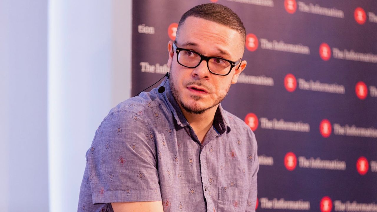 Deathly Story Behind the Scar on Shaun King’s Face blurred-reality.com