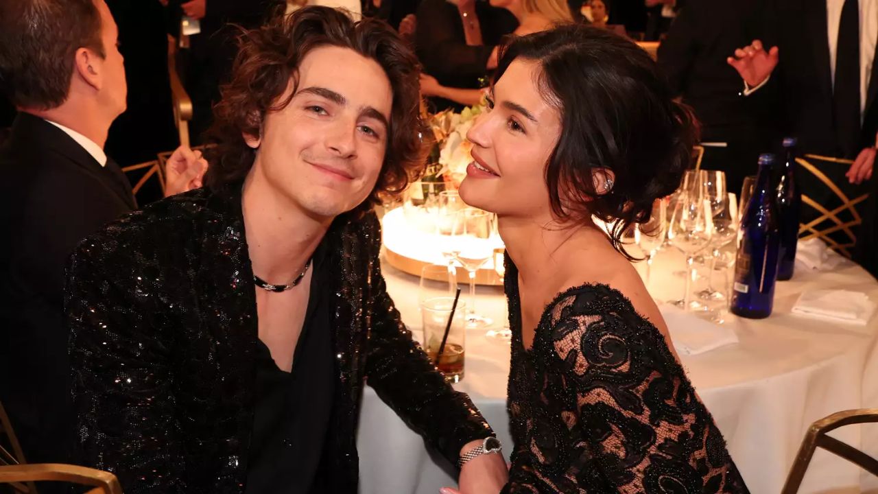 Timotheé Chalamet and Kylie Jenner at the 2024 Golden Globe Awards. blurred-reality.com