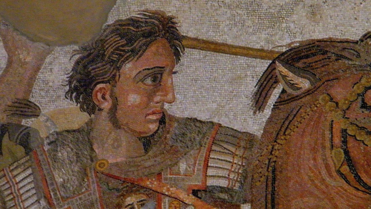 Was Alexander the Great a Homosexual? Was He Gay? blurred-reality.com