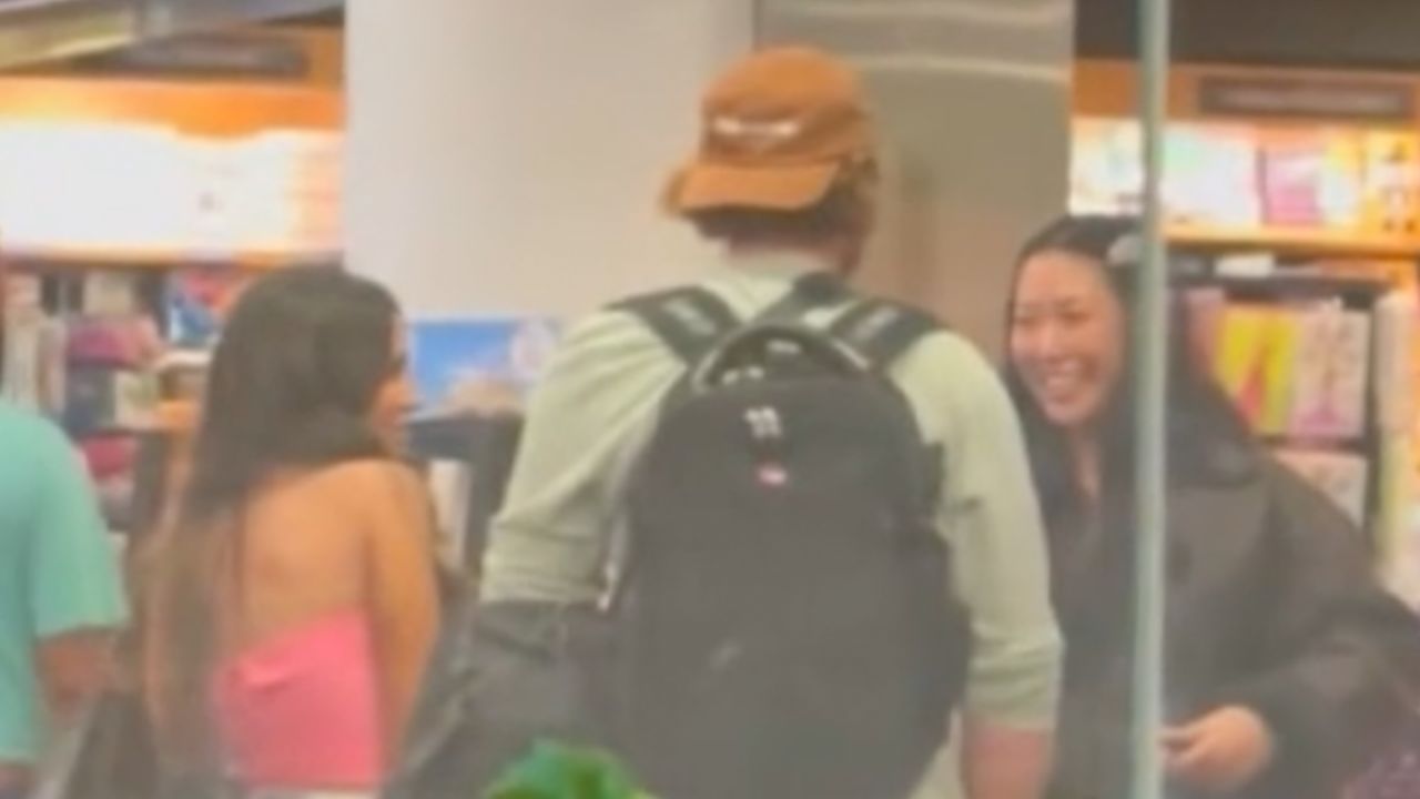 Who Was Jessica From Love Is Blind on a Plane With? Spoilers blurred-reality.com