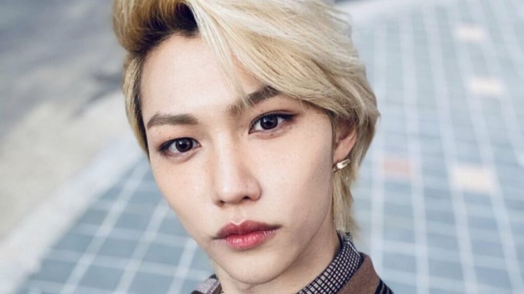 Lee Felix Bio, Birthday, Parents, Stray Kids, Natural Hair, Eye Color, Height