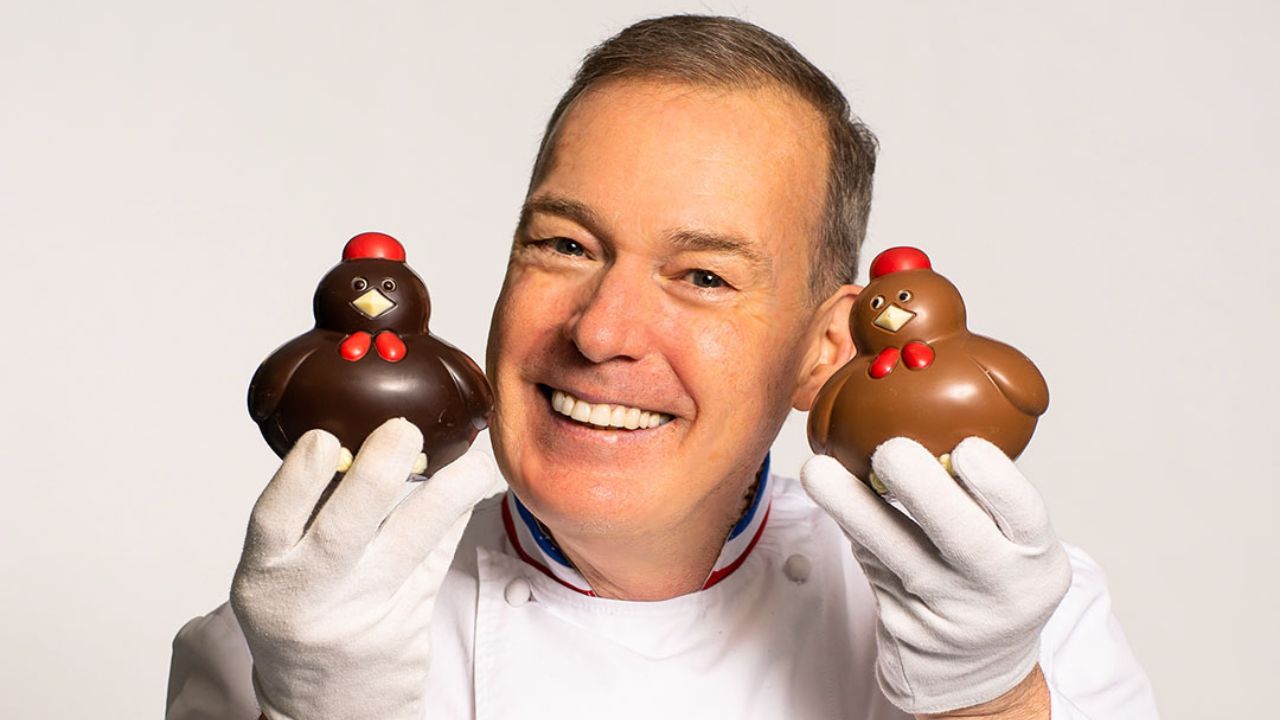Jacques Torres | Nailed It, Weight Loss, Wife, Net Worth, Chocolate Chip Cookies, Hot Chocolate, Dumbo