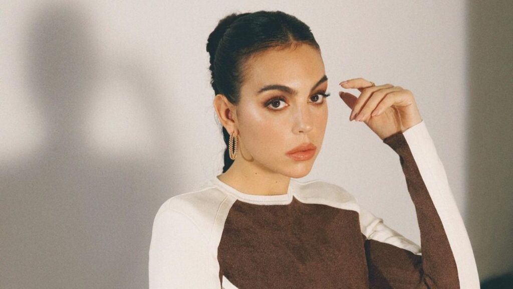 Georgina Rodriguez - Age, Wiki, Bio, Height, Net Worth, Husband