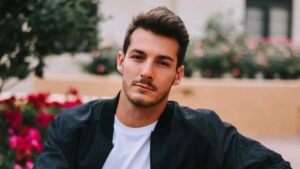 Bennett Murphy | Naked and Afraid of Love Cast, Age, Birthday, The Bachelorette, Girlfriend, Net Worth, Wikipedia