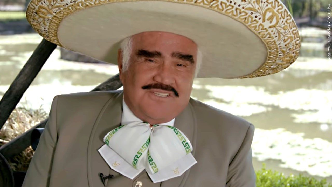 Vicente Fernandez's Siblings/Sisters Now: Meet Maria del Refugio and Teresa; Mexican Singer Had No Brothers, Only Two Sisters!