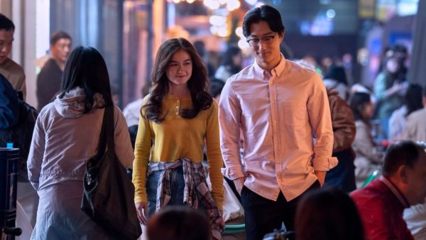 xo kitty half sibling