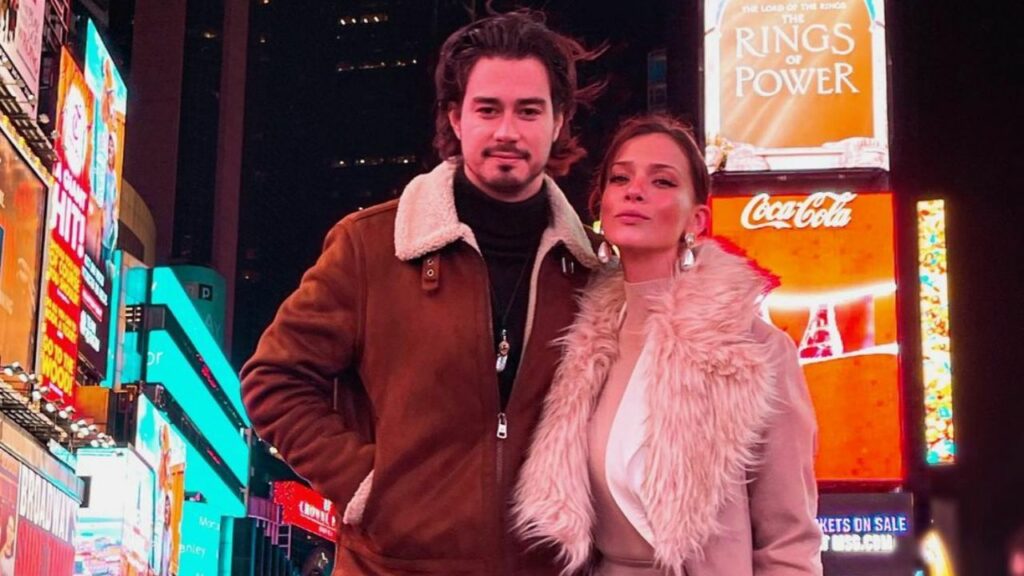 Carolina Miranda’s Actual Boyfriend/Novio Is Manuel Masalva! blurred-reality.com