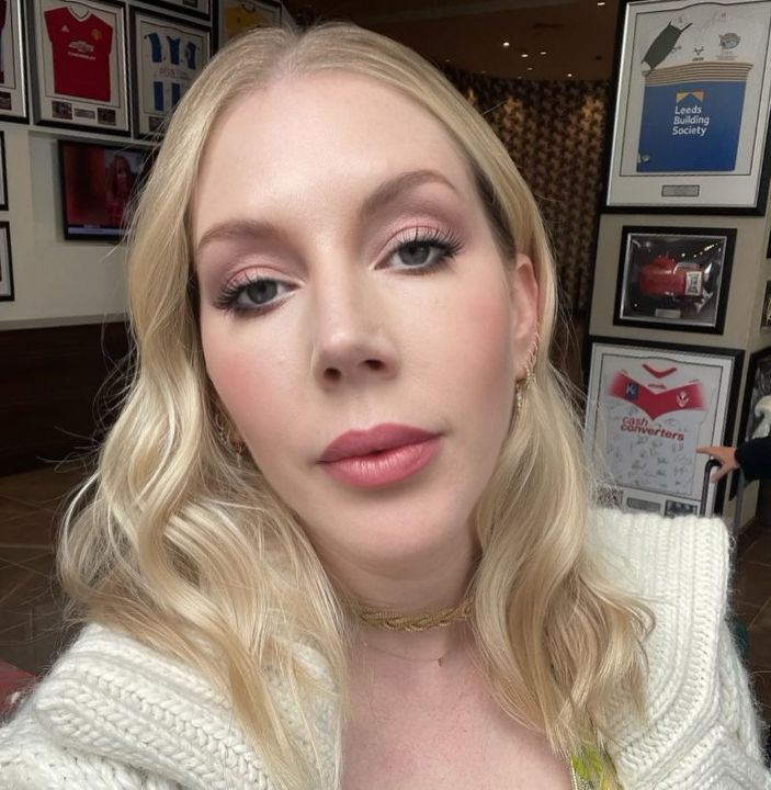 Katherine Ryan claims to have recently undergone weight loss of 2 stone. blurred-reality.com